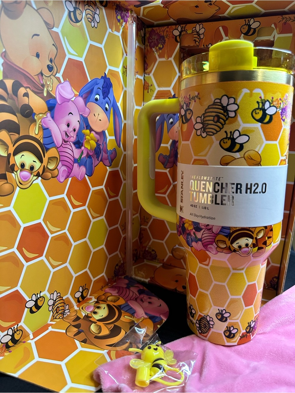 Stanley 40 oz Quencher H2.0 Tumbler - Yellow Honey Bee Winnie the Pooh